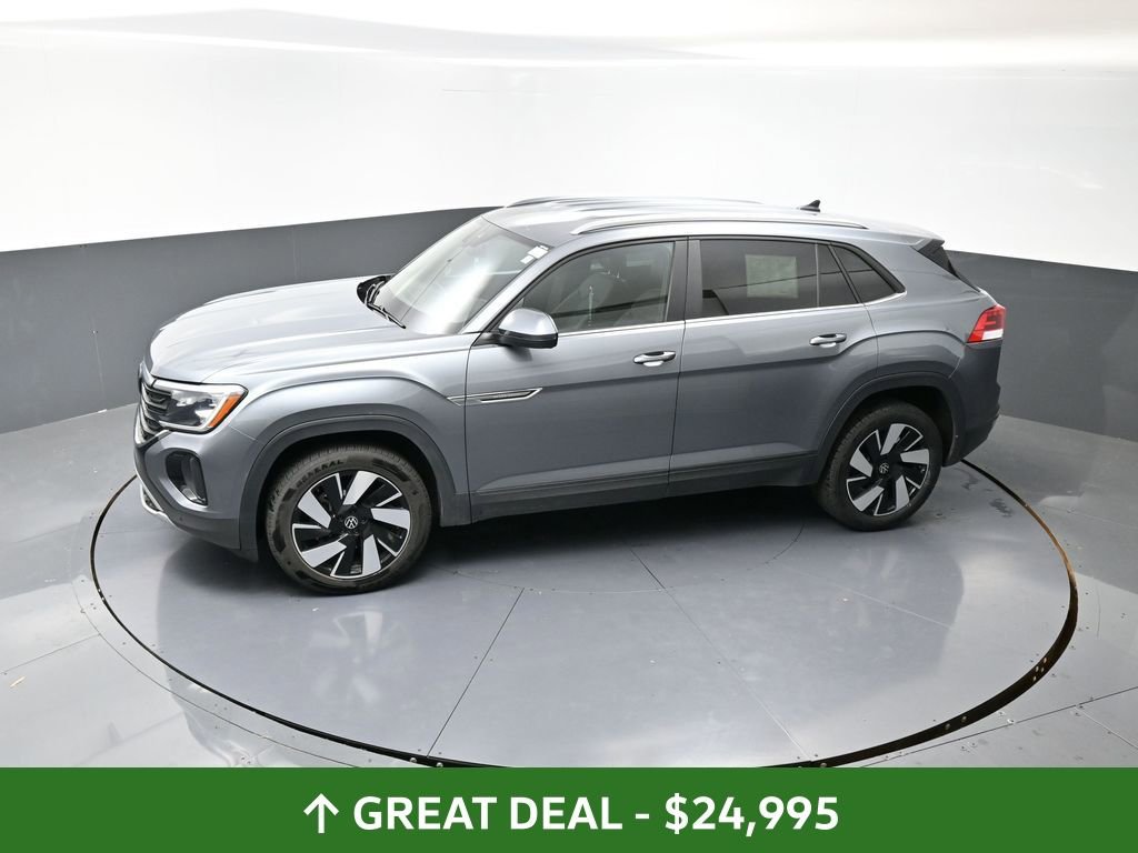 Used 2024 Volkswagen Atlas Cross Sport SE image 47