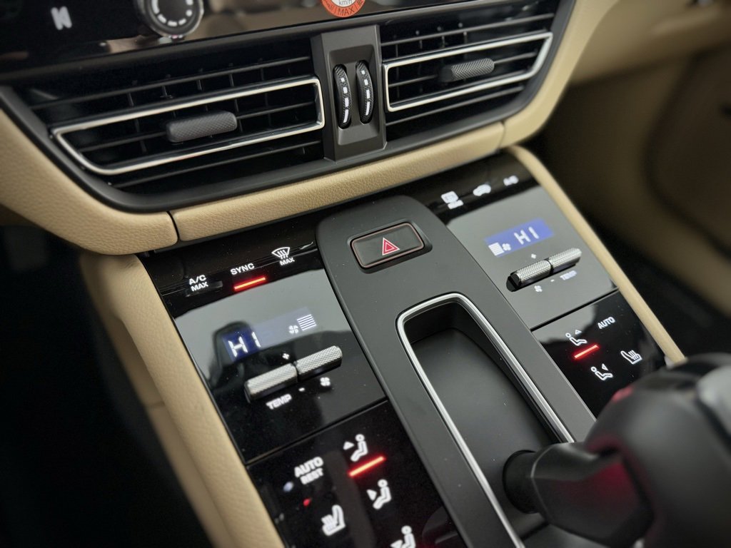 New 2026 Porsche Macan S image 25