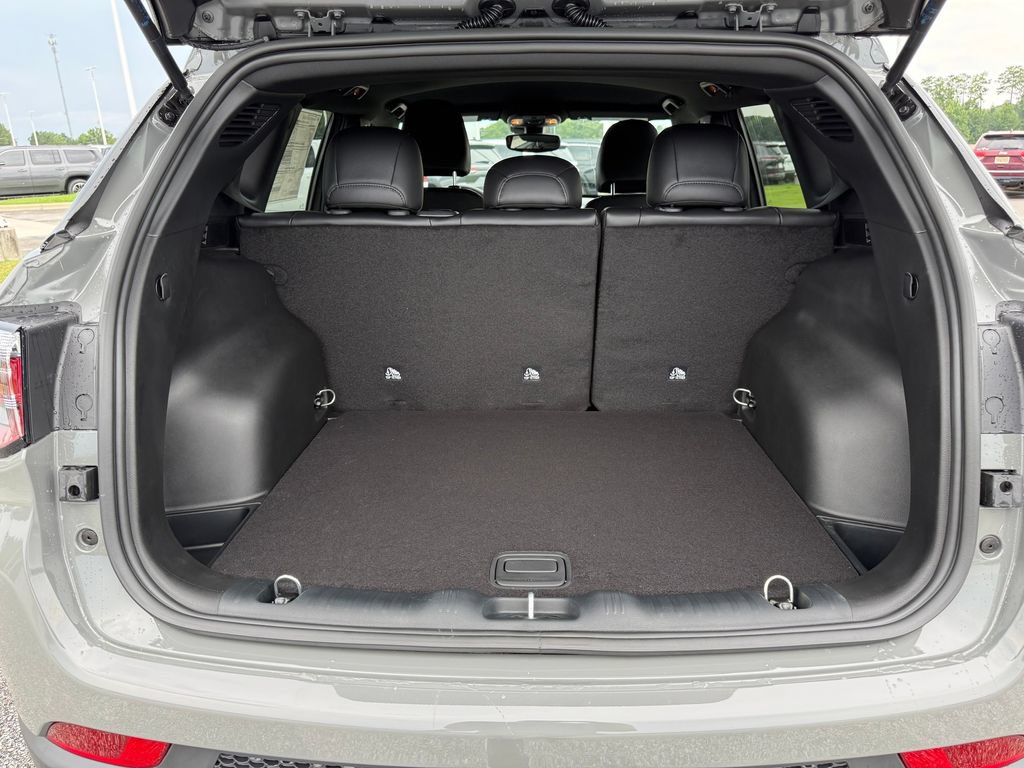 New 2026 Jeep Compass Latitude AWD/4WD image 21