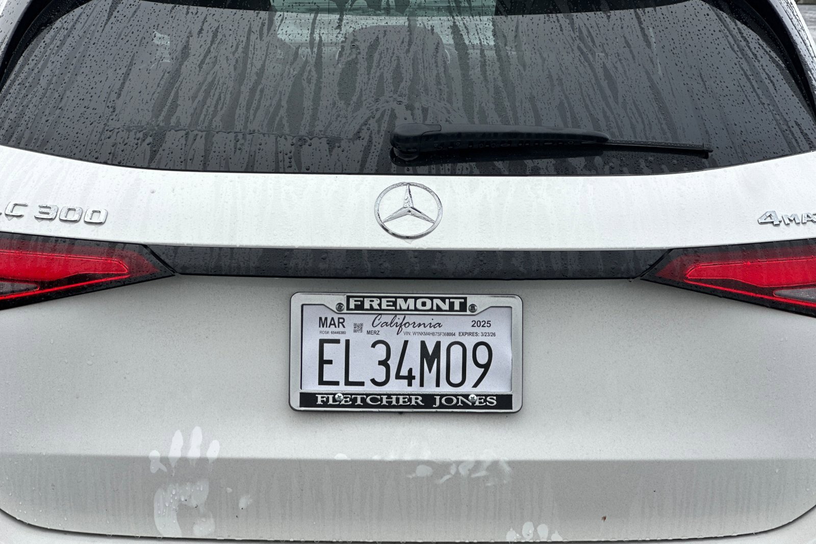 Used 2025 Mercedes-Benz GLC 300 4MATIC image 48