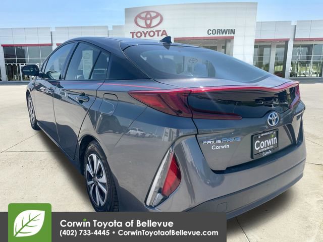 Used 2017 Toyota Prius Prime Premium FWD image 3