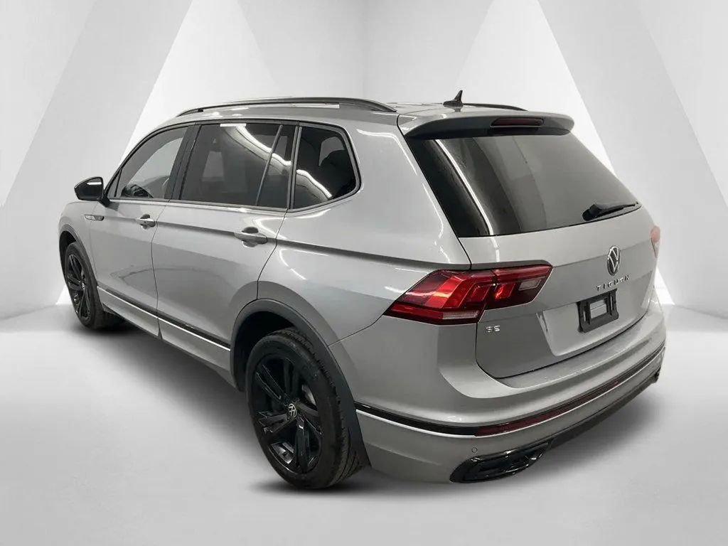 Used 2024 Volkswagen Tiguan SE R-Line image 5