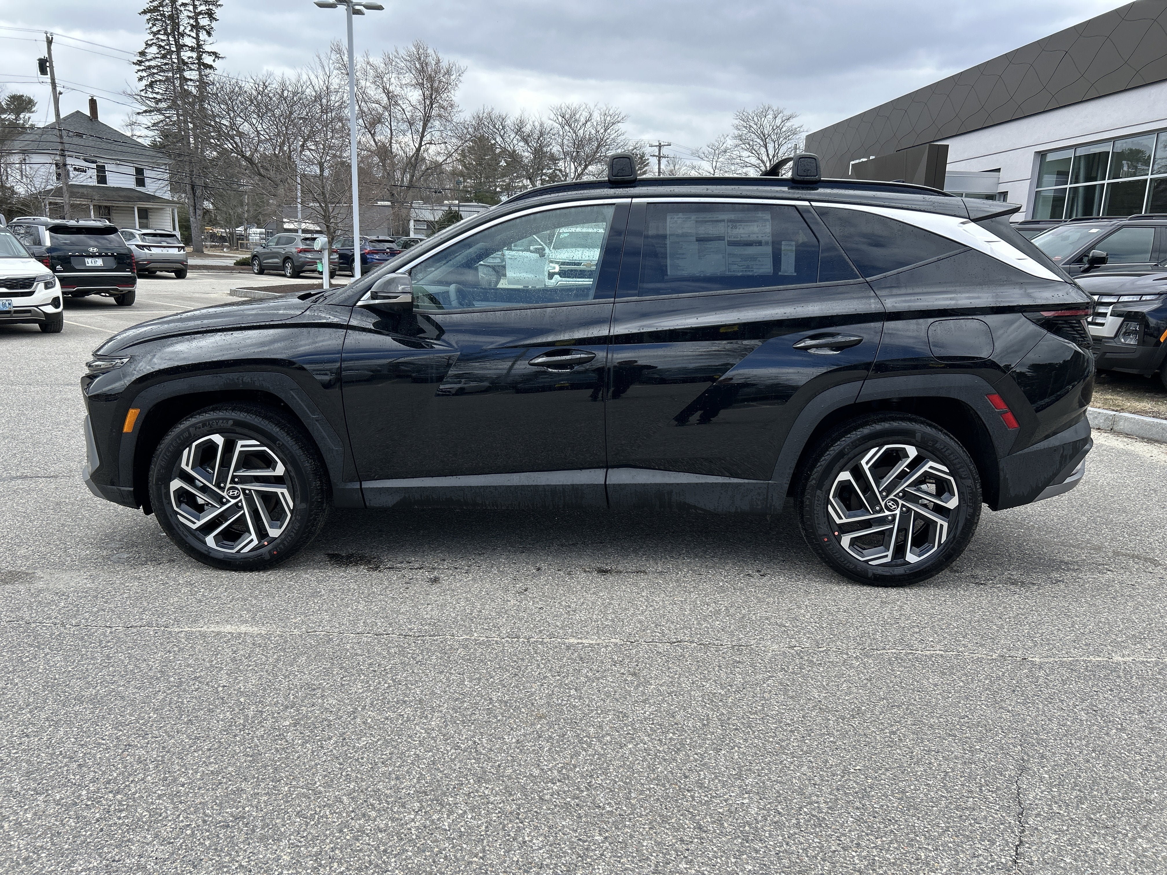 New 2026 Hyundai Tucson Limited AWD/4WD image 2