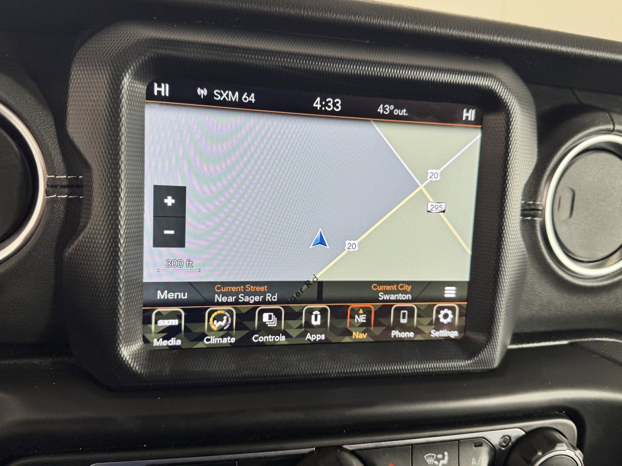 Used 2023 Jeep Wrangler Sahara image 21