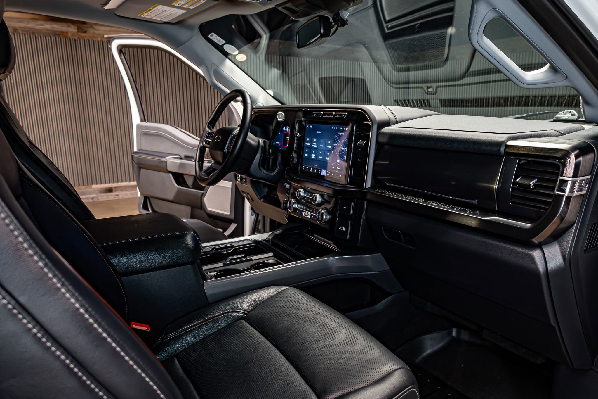 Used 2024 Ford F350 Lariat w/ Lariat Ultimate Package image 21