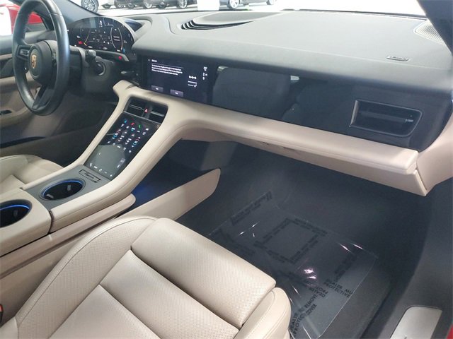 Used 2022 Porsche Taycan 4S image 30