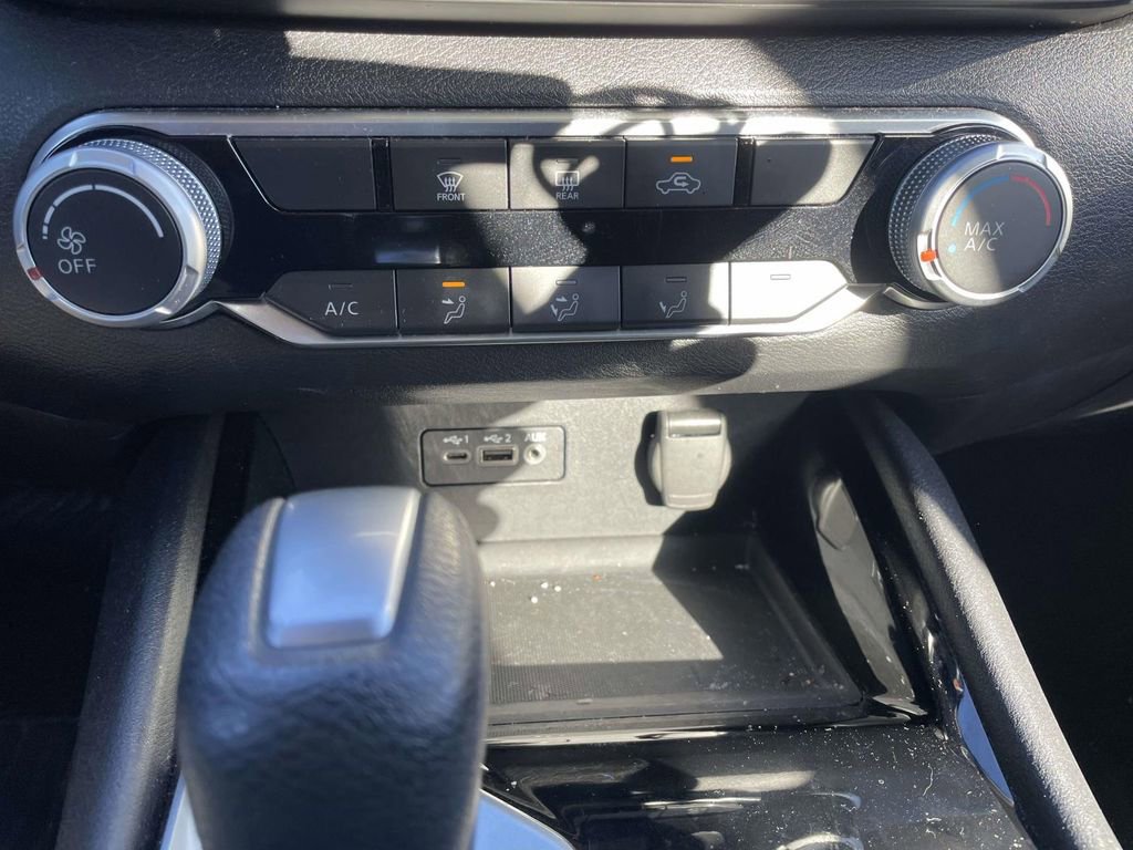 Used 2024 Nissan Altima 2.5 SV image 41