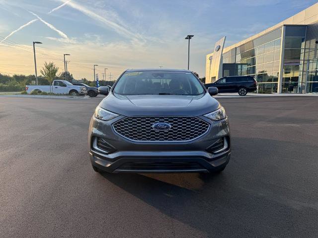 Certified 2024 Ford Edge SEL image 3