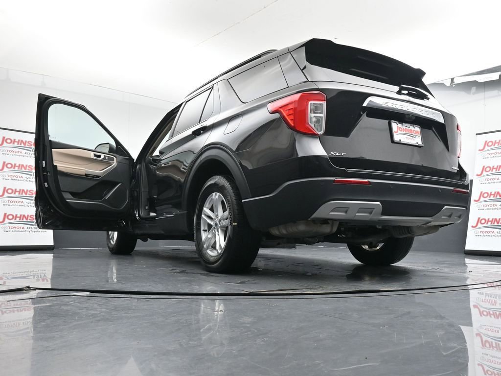 Used 2023 Ford Explorer XLT w/ Equipment Group 202A image 38
