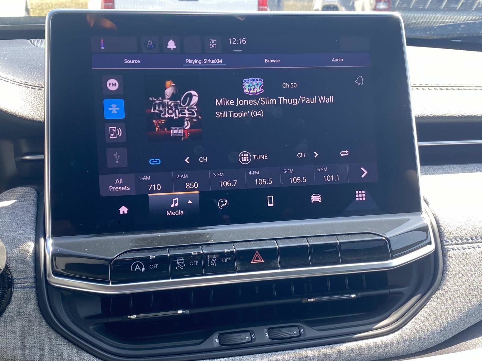 Certified 2022 Jeep Compass Latitude image 27