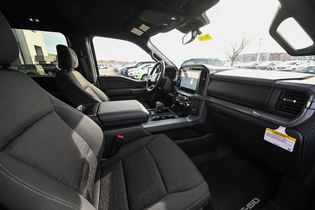 New 2025 Ford F150 XLT w/ Equipment Group 302A MID image 23