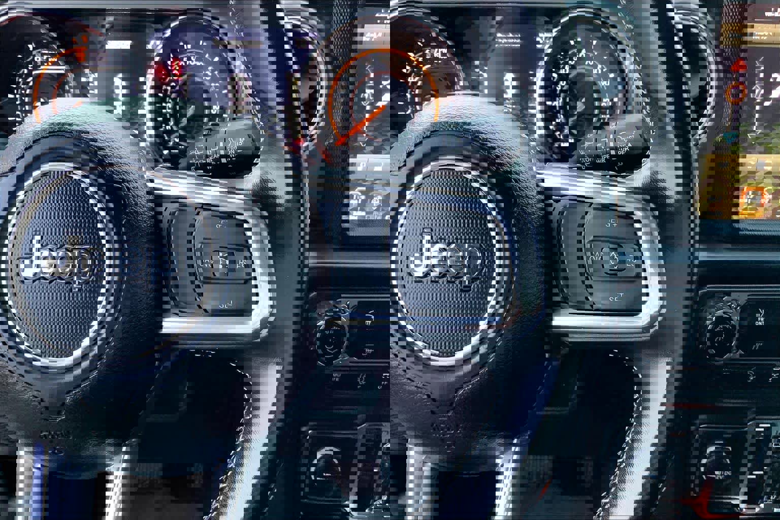 Used 2022 Jeep Wrangler Unlimited Sahara image 24