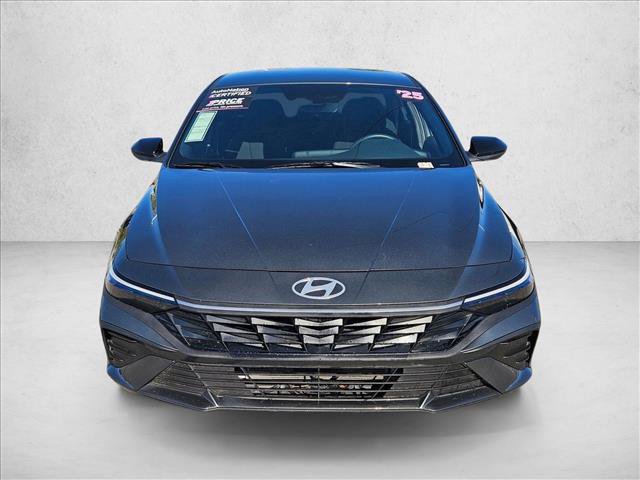 Used 2025 Hyundai Elantra SEL video 2