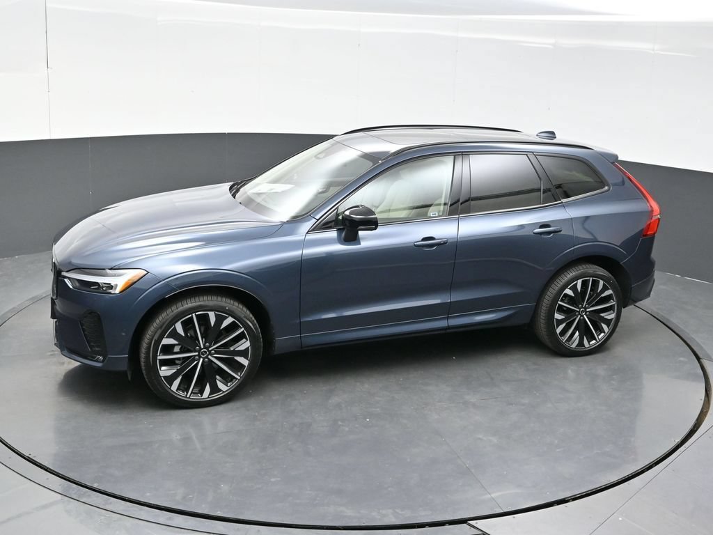 New 2026 Volvo XC60 B5 Ultra w/ Climate Package AWD/4WD image 34