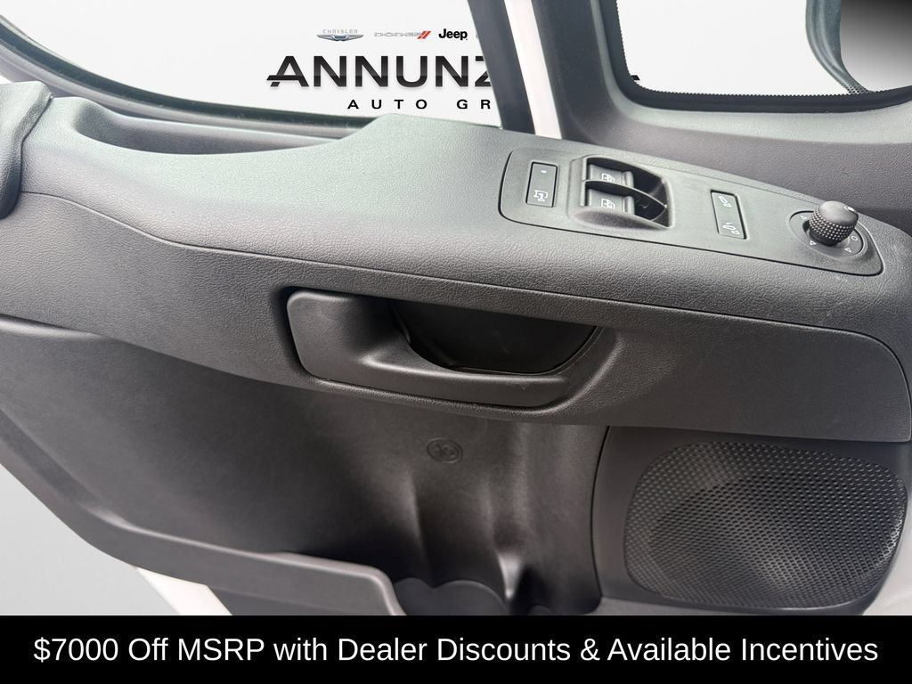 New 2026 RAM ProMaster 3500 w/ Premium Convenience Group FWD image 28