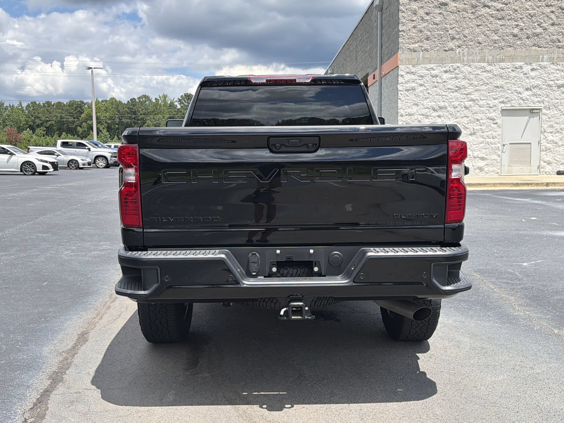 Used 2025 Chevrolet Silverado 2500 Custom w/ Custom Value Package RWD image 14