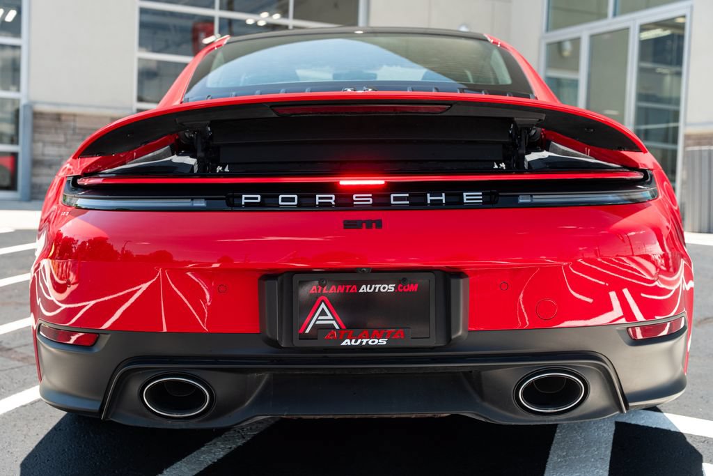 Used 2025 Porsche 911 Carrera RWD image 17