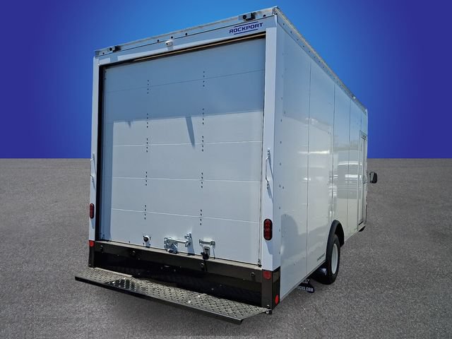 New 2027 Ford E-450 and Econoline 450 Super Duty w/ Power Equipment Group RWD image 3