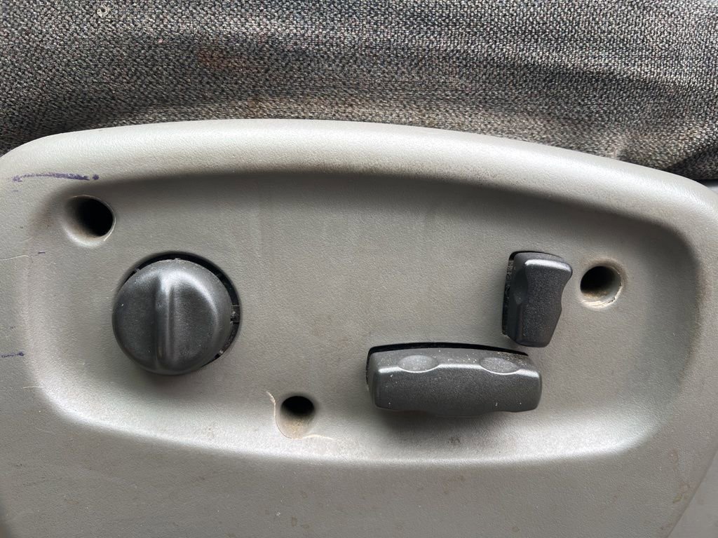 Used 2004 Chevrolet TrailBlazer LT w/ LT Package 1 image 10