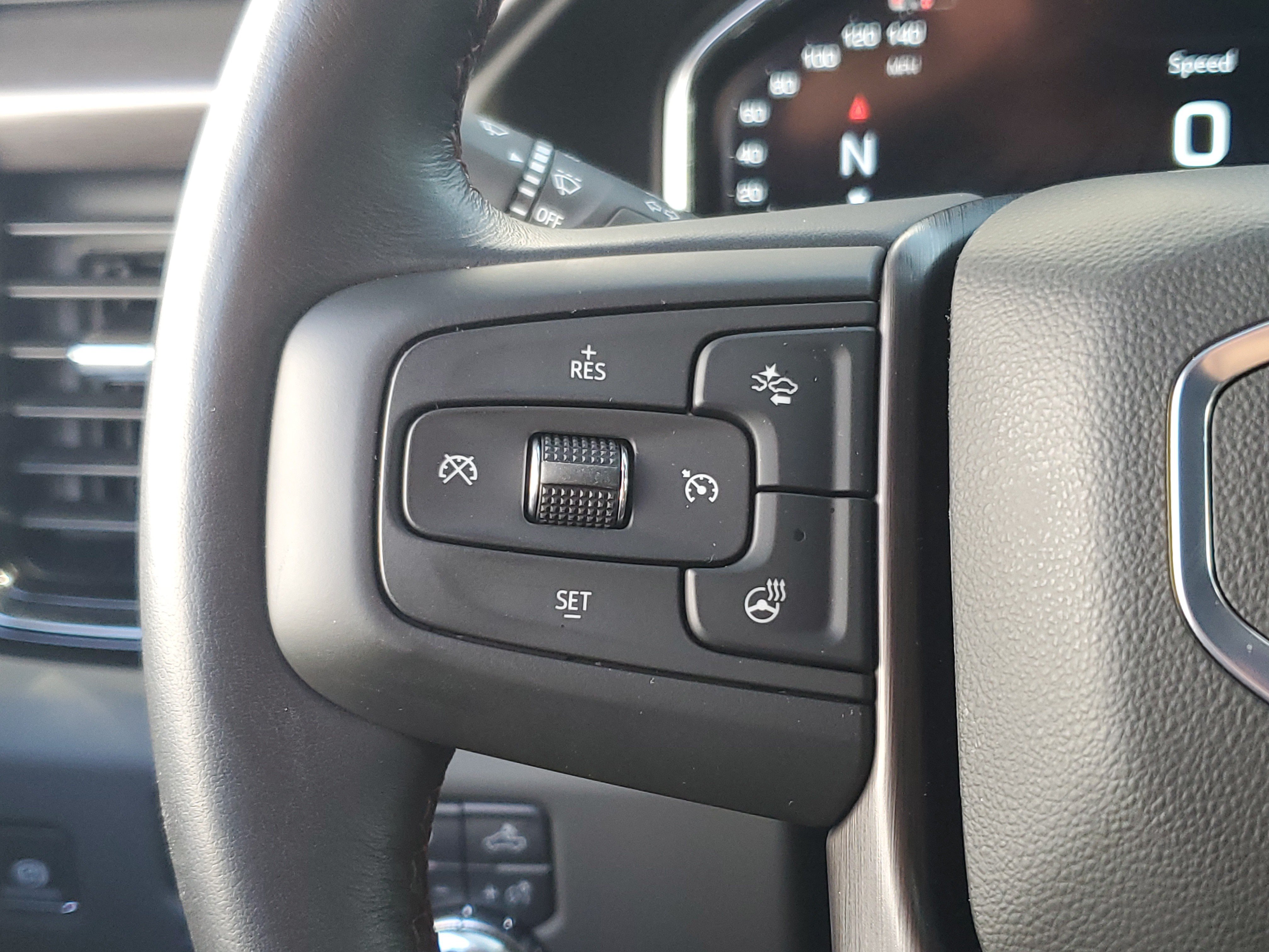Used 2025 GMC Sierra 2500 AT4X AWD/4WD image 22