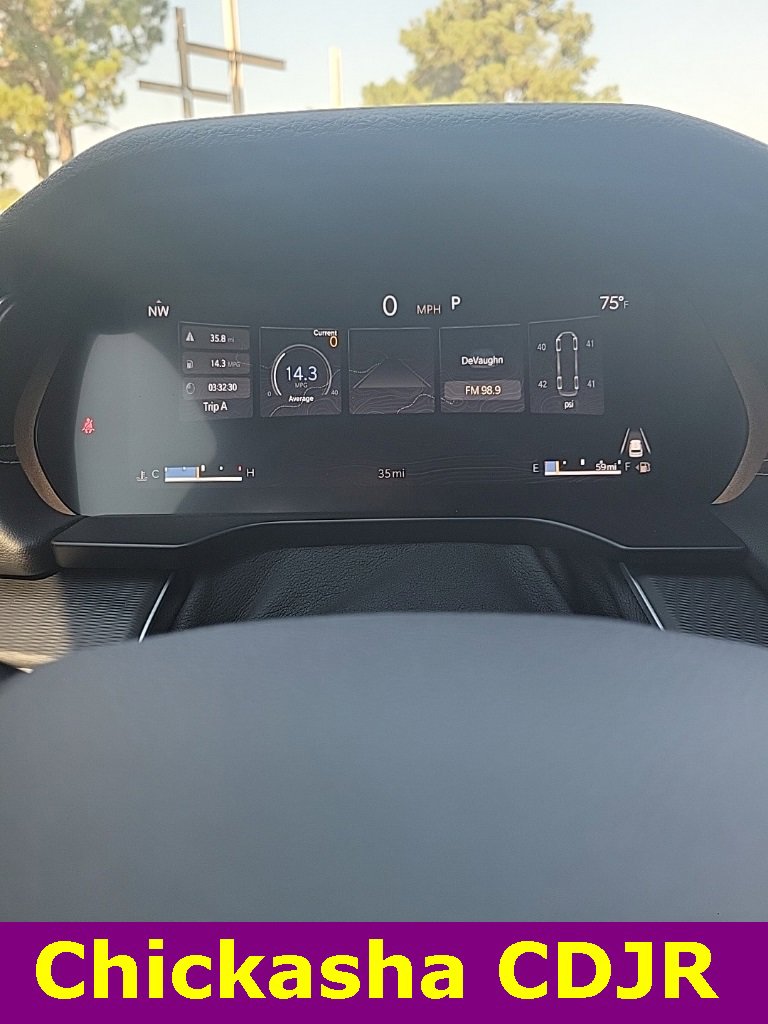 New 2025 Jeep Grand Cherokee L Altitude image 18