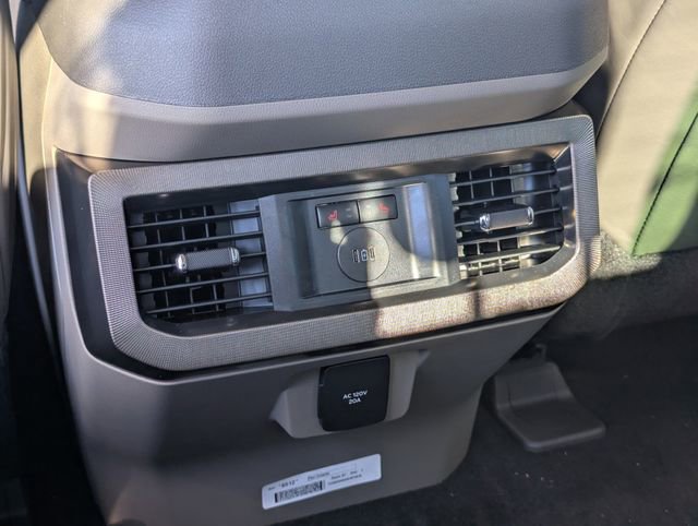 New 2026 Ford F350 Platinum w/ Platinum Plus Package image 19