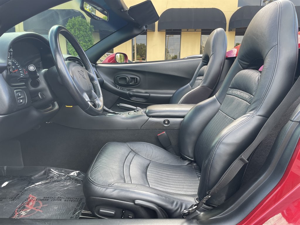 Used 2002 Chevrolet Corvette Convertible w/ Preferred Equipment Group2 RWD image 20