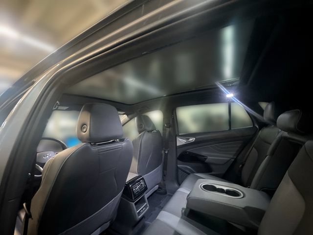 Certified 2023 Volkswagen ID.4 Pro S AWD/4WD image 17