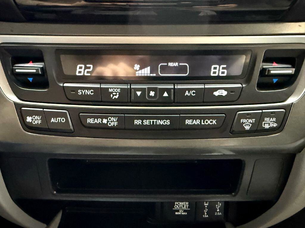 Used 2018 Honda Pilot EX image 18