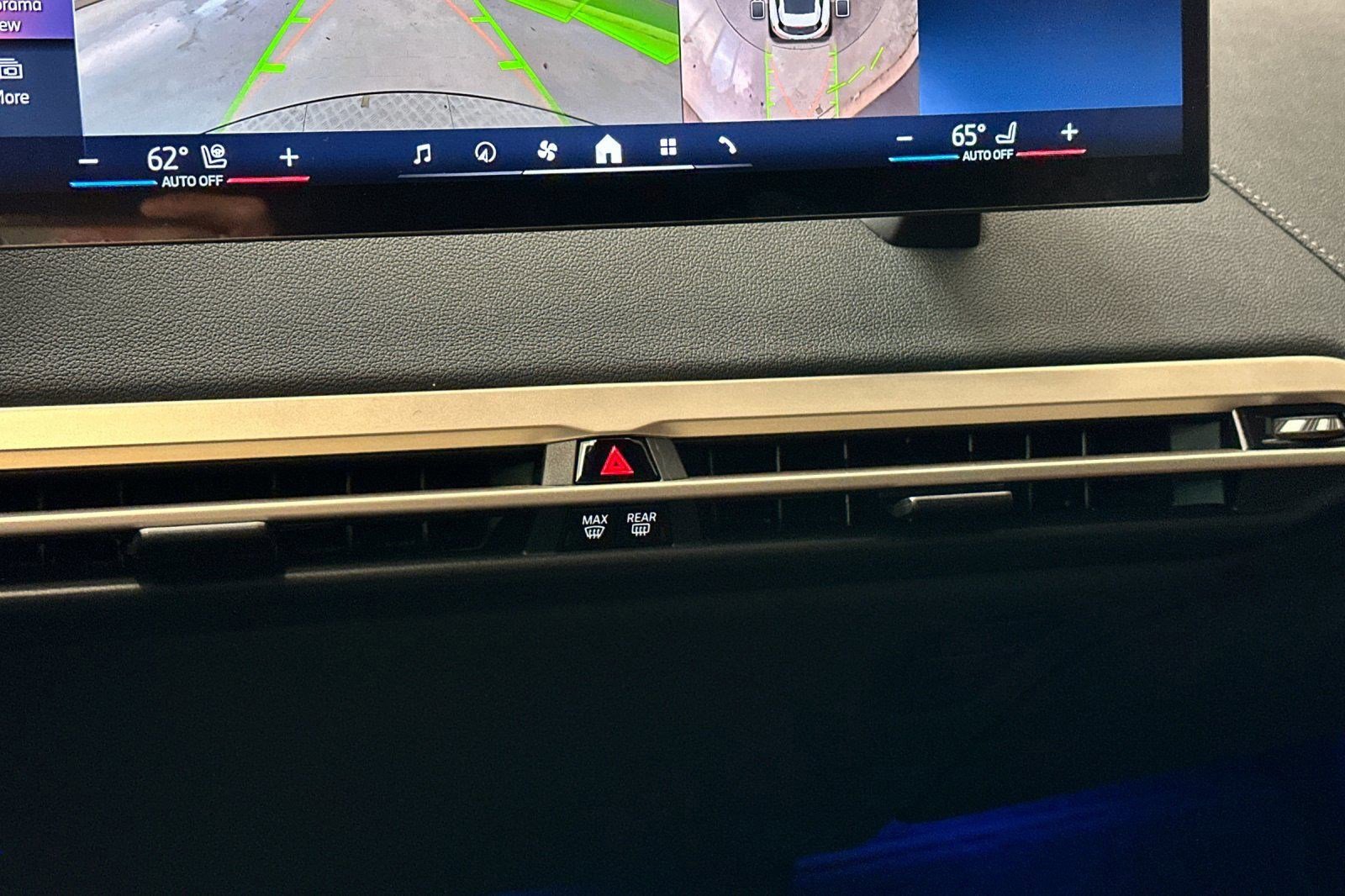 Used 2024 BMW iX xDrive50 w/ Sport Package image 25