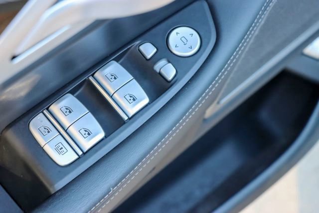 Used 2019 BMW 740i w/ Executive Package image 14