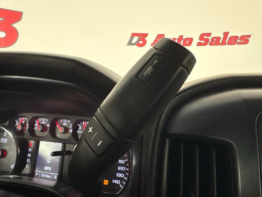 Used 2018 Chevrolet Silverado 1500 Custom w/ Custom Value Package AWD/4WD image 21