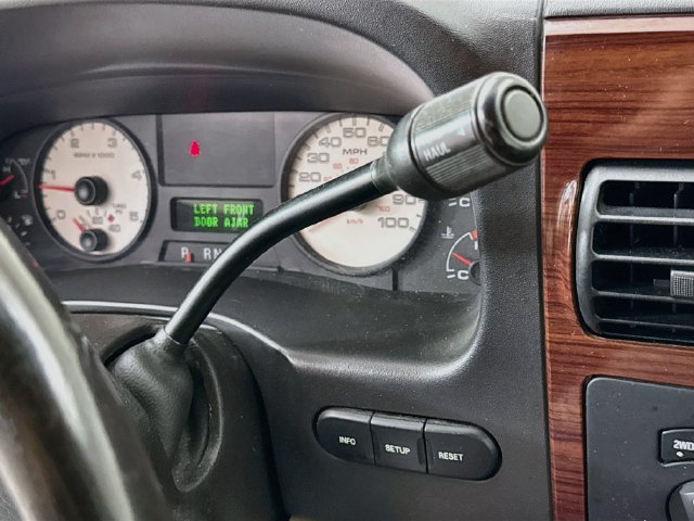 Used 2005 Ford F350 Lariat AWD/4WD image 16