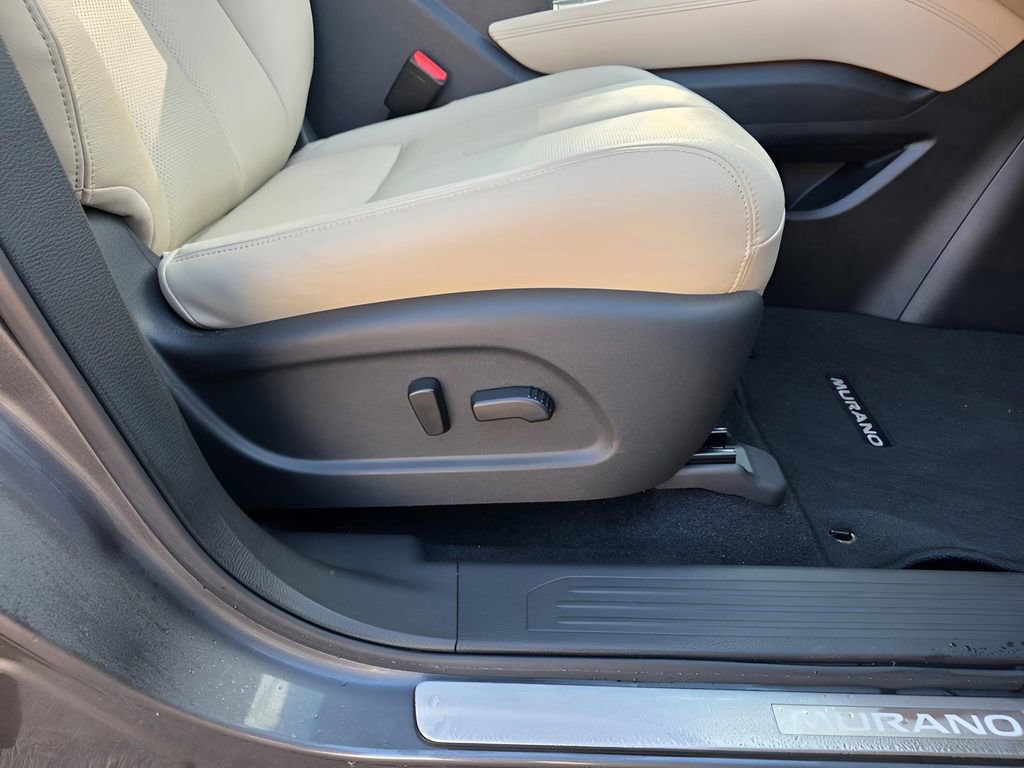 Used 2024 Nissan Murano SL image 13