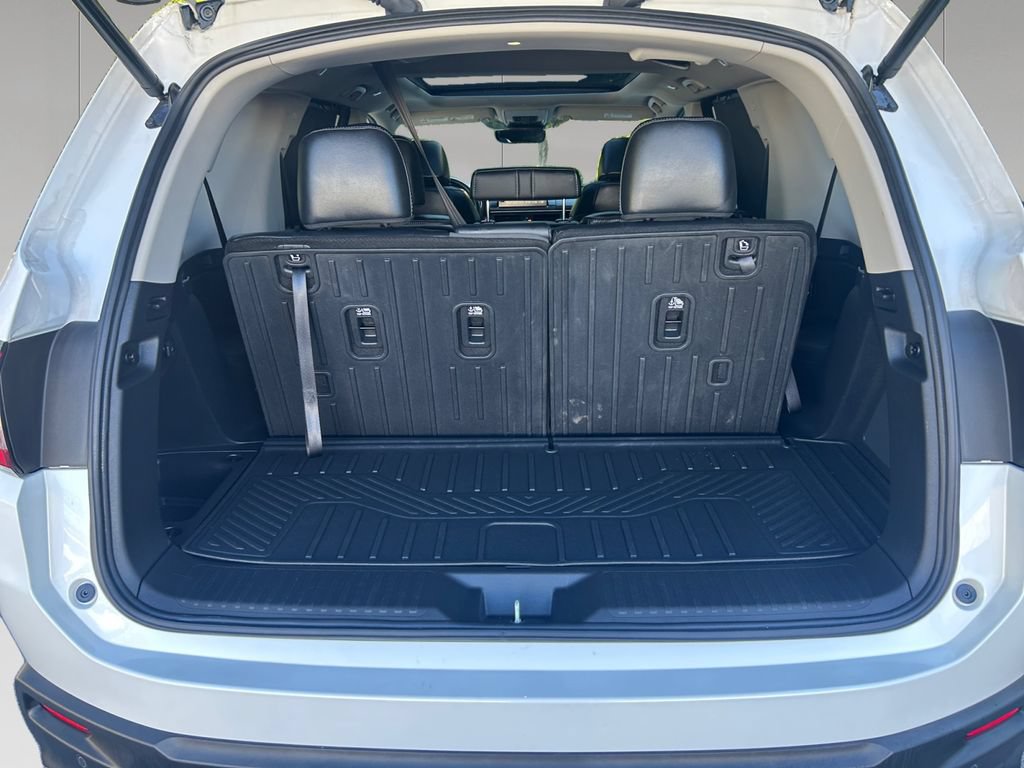 Used 2025 Honda Pilot Touring image 19