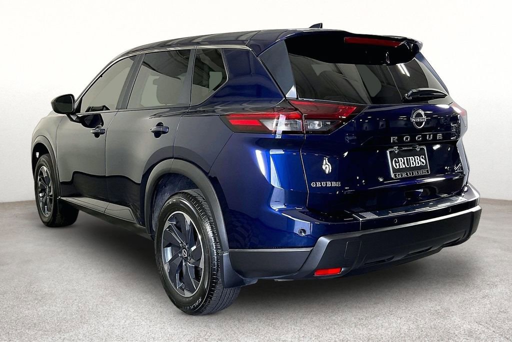 Certified 2025 Nissan Rogue SV FWD image 14