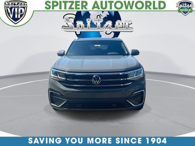 Used 2022 Volkswagen Atlas Cross Sport SEL R-Line AWD/4WD image 3