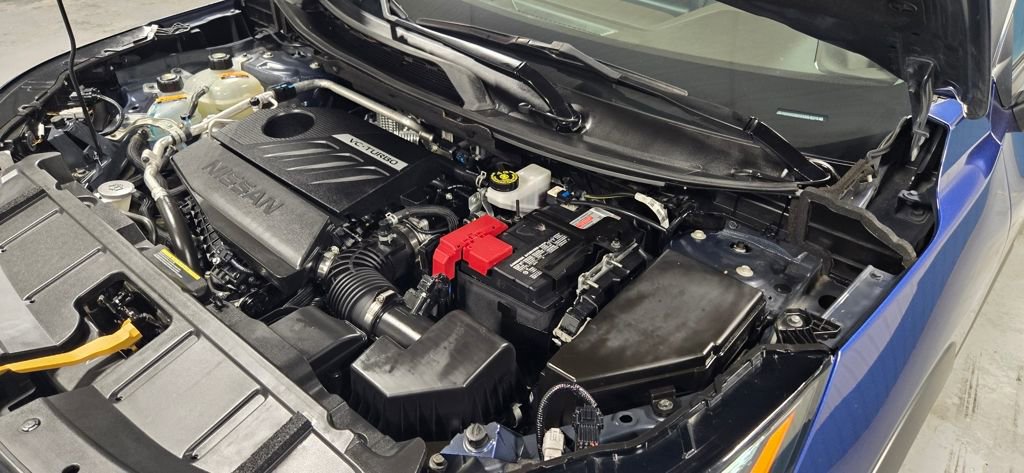 Used 2023 Nissan Rogue SV image 50