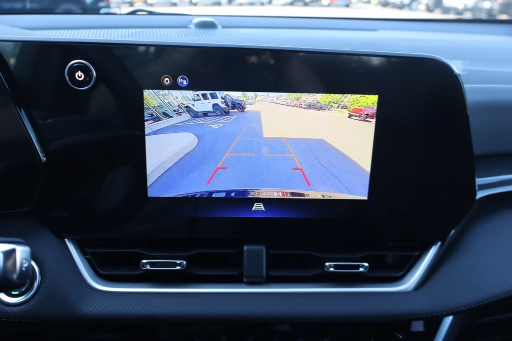 New 2026 Chevrolet Equinox LT AWD/4WD image 13