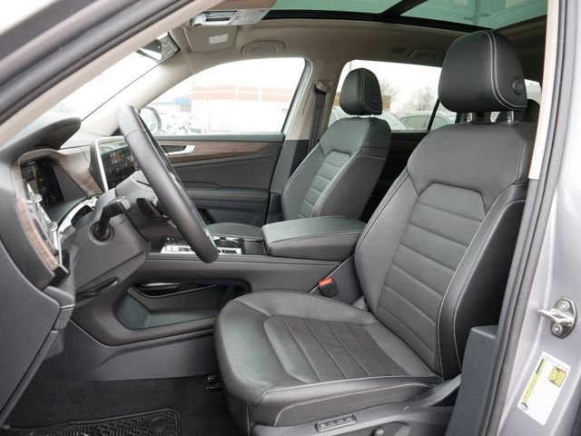 Certified 2025 Volkswagen Atlas SEL image 14