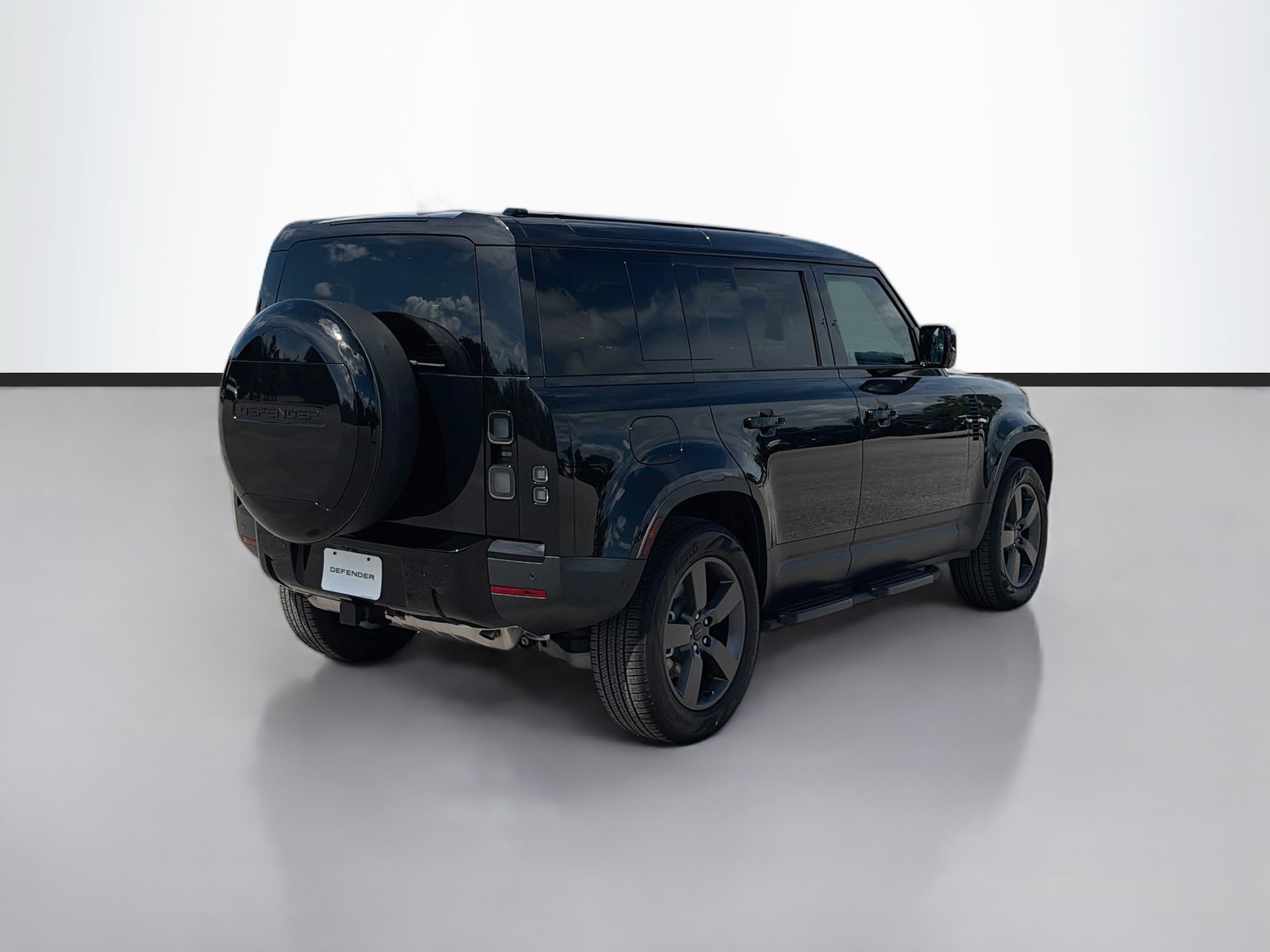 New 2026 Land Rover Defender 110 S AWD/4WD image 5
