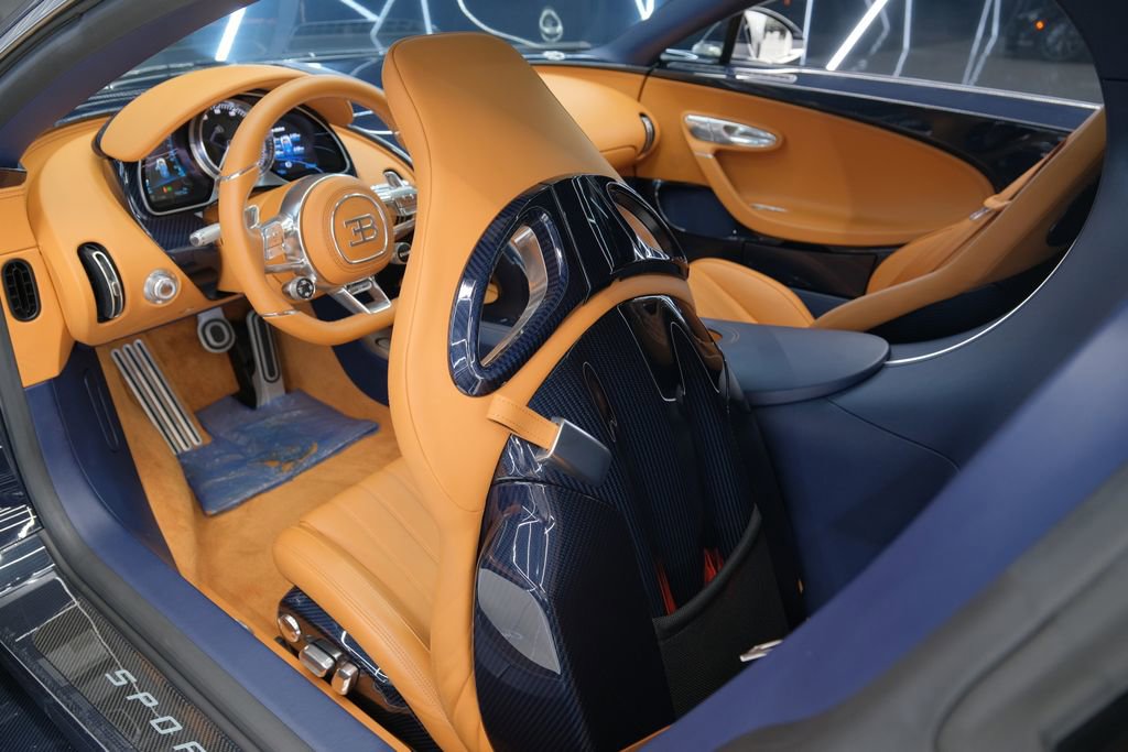 Used 2020 Bugatti Chiron AWD/4WD image 47