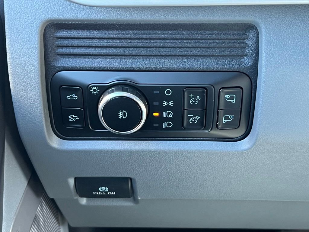 New 2026 Ford F350 XLT w/ XLT Premium Package image 34