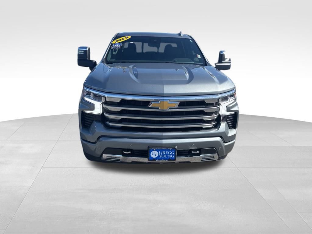 Used 2025 Chevrolet Silverado 1500 High Country image 10