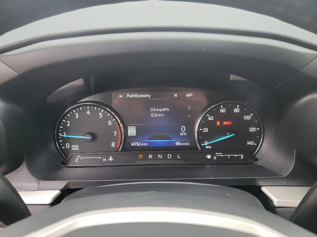 Used 2023 Ford Explorer XLT w/ Equipment Group 202A AWD/4WD image 15