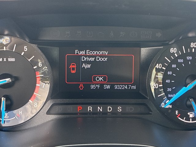 Used 2016 Ford Fusion SE FWD image 30