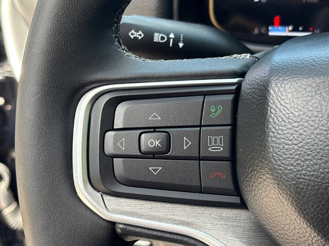 Used 2025 Jeep Wagoneer Series II AWD/4WD image 29