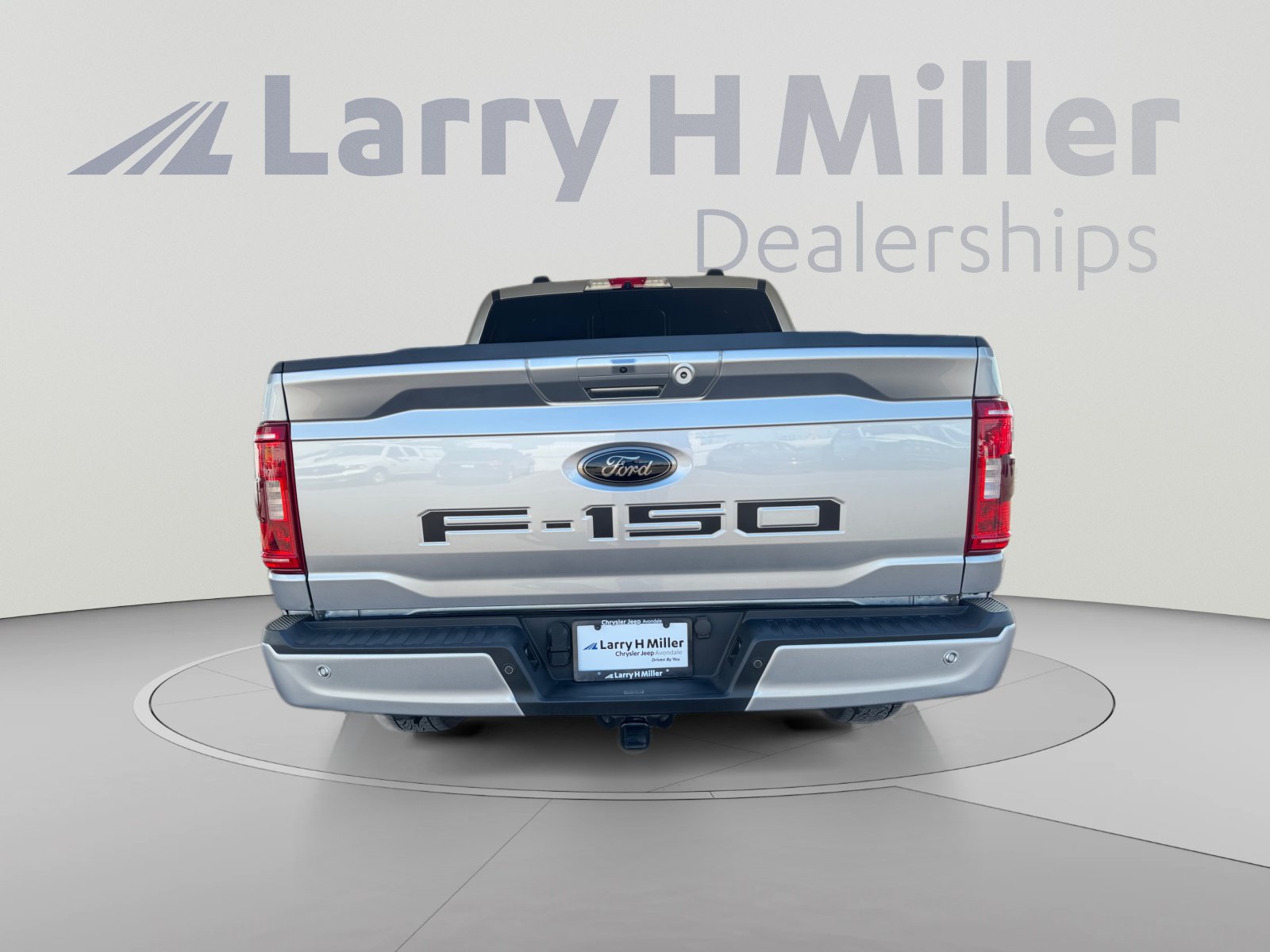 Used 2022 Ford F150 XLT w/ Equipment Group 302A High AWD/4WD image 4