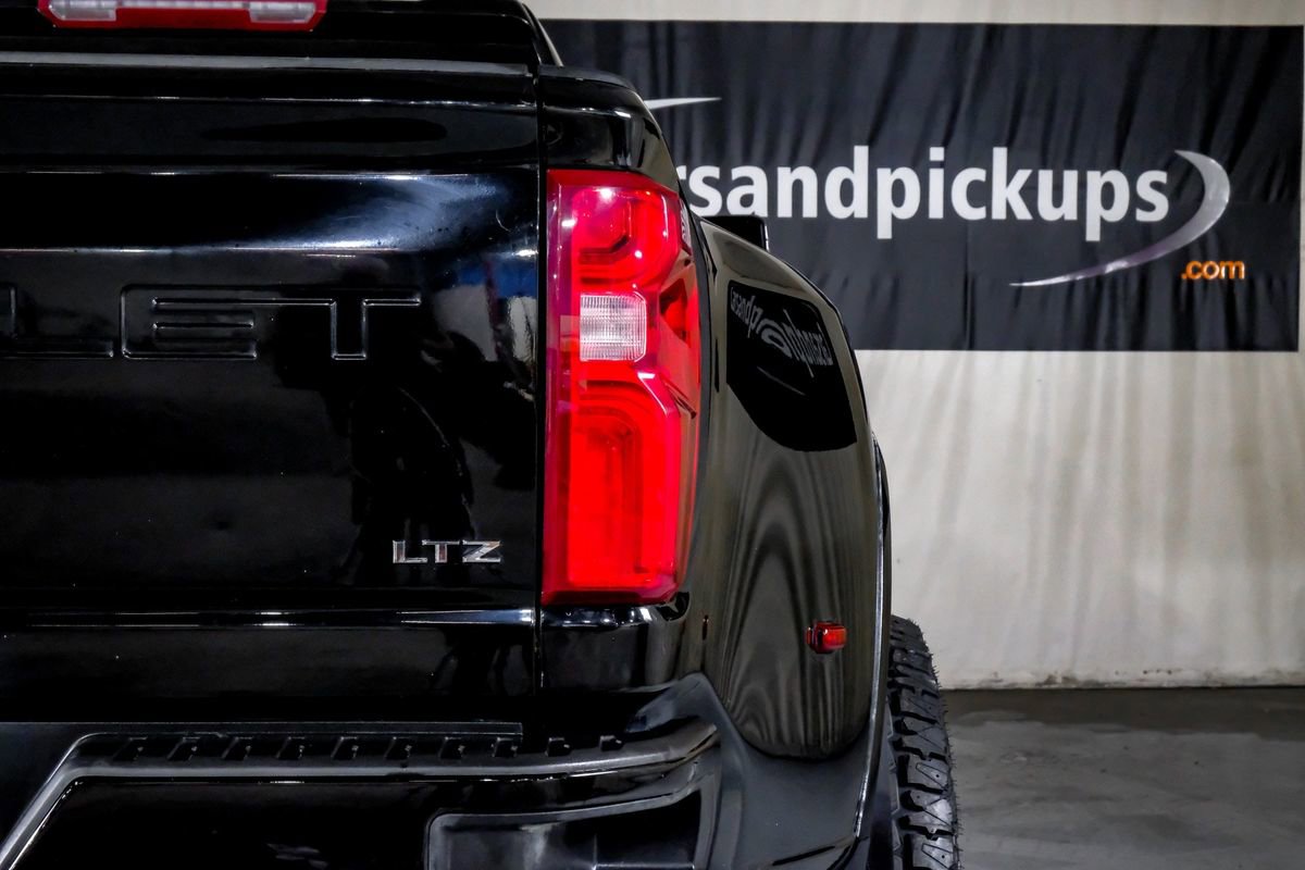 Used 2024 Chevrolet Silverado 3500 LTZ w/ LTZ Convenience Package image 43