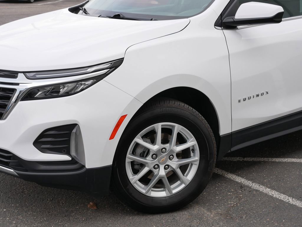 Used 2023 Chevrolet Equinox LT image 29